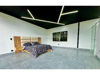Casa de 5 alcobas en venta en Llanogrande, Medellín · foto 11 de 18