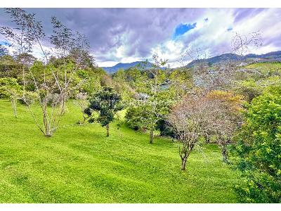 Casa de 5 alcobas en venta en Llanogrande, Medellín · foto 18 de 18