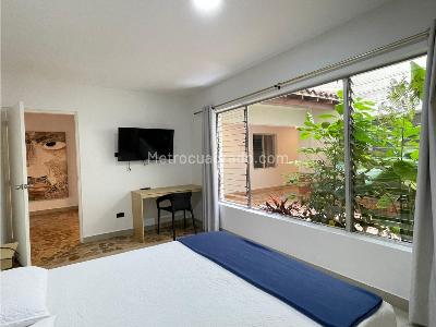 Casa de 5 alcobas en arriendo en Avenida Jardin, Medellín, 370 m² · foto 10 de 20