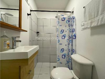 Casa de 5 alcobas en arriendo en Avenida Jardin, Medellín, 370 m² · foto 20 de 20