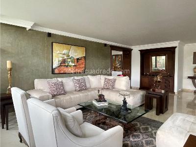 Apartamento de 2 alcobas en venta en La Linde, Medellín, 212 m² · foto 5 de 20