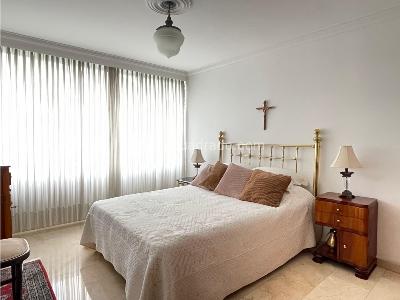 Apartamento de 2 alcobas en venta en La Linde, Medellín, 212 m² · foto 15 de 20