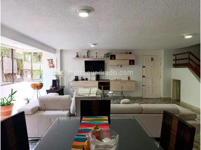 Apartamento de 3 alcobas en venta en El Tesoro, Medellín, 152 m² · foto 2 de 13