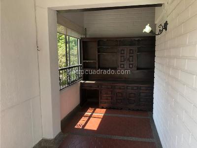 Apartamento de 3 alcobas en venta en Conquistadores, Medellín, 204 m² · foto 9 de 11