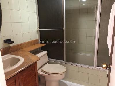 Apartamento de 3 alcobas en venta en Conquistadores, Medellín, 204 m² · foto 11 de 11