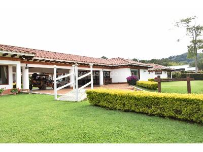Casa de 3 alcobas en venta en La Ceja, Medellín · foto 4 de 20