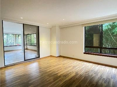 Apartamento de 3 alcobas en venta en San Lucas, Medellín, 578 m² · foto 4 de 20