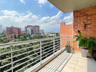 Apartamento de 3 alcobas en venta en Patio Bonito, Medellín, 95 m² · foto 12 de 18