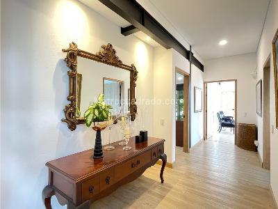 Casa de 3 alcobas en venta en Las Palmas, Medellín, 375 m² · foto 8 de 20
