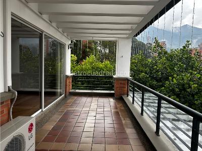 Casa de 3 alcobas en venta en Poblado (Las Palmas), Medellín, 380 m² · foto 7 de 17