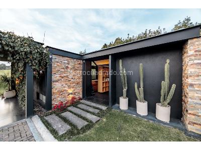 Casa de 3 alcobas en venta en Las Palmas, Medellín, 400 m² · foto 15 de 20
