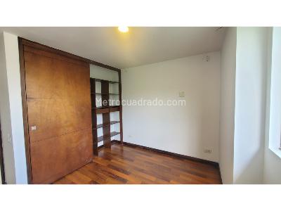 Apartamento de 3 alcobas en arriendo en Castropol, Medellín, 126 m² · foto 8 de 17