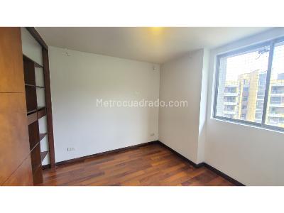 Apartamento de 3 alcobas en arriendo en Castropol, Medellín, 126 m² · foto 9 de 17