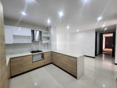 Apartamento de 3 alcobas en venta en Primer Parque De Laureles, Medellín, 110 m² · foto 1 de 13