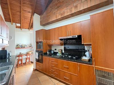 Casa de 4 alcobas en venta en Las Palmas, Medellín · foto 13 de 20