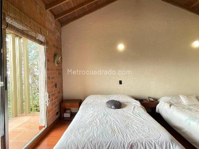 Casa de 4 alcobas en venta en Las Palmas, Medellín · foto 18 de 20