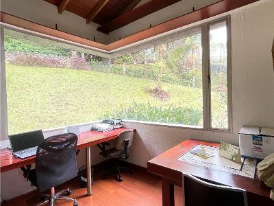 Casa de 4 alcobas en venta en Las Palmas, Medellín · foto 20 de 20