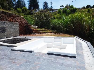 Casa de 4 alcobas en venta en Altos Del Poblado, Medellín · foto 19 de 19