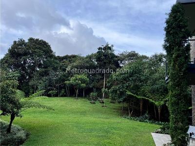 Casa de 3 alcobas en venta en Alto De Las Palmas, Medellín, 650 m² · foto 5 de 20