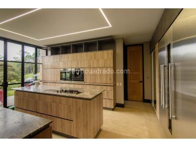Casa de 3 alcobas en venta en Alto De Las Palmas, Medellín, 650 m² · foto 7 de 20