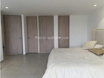 Apartamento de 2 alcobas en venta en El Tesoro, Medellín, 153 m² · foto 12 de 15