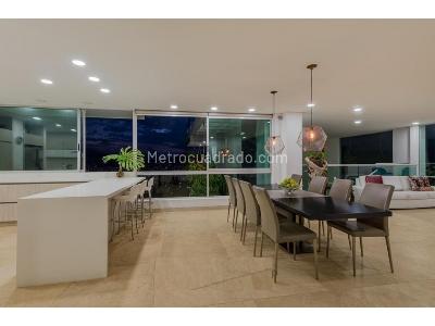 Casa de 5 alcobas en venta en Las Palmas, Medellín, 1000 m² · foto 8 de 18