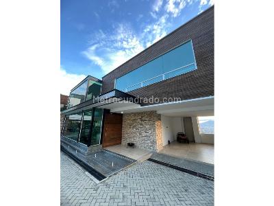 Casa de 5 alcobas en venta en Las Palmas, Medellín, 1000 m² · foto 14 de 18