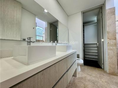 Casa de 5 alcobas en venta en Las Palmas, Medellín, 1000 m² · foto 17 de 18