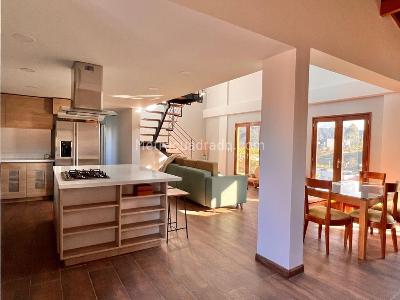 Casa de 3 alcobas en venta en Loma Del Escobero, Medellín, 210 m² · foto 3 de 14