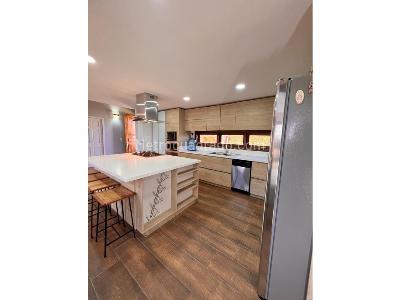 Casa de 3 alcobas en venta en Loma Del Escobero, Medellín, 210 m² · foto 5 de 14