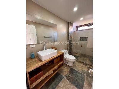 Casa de 3 alcobas en venta en Loma Del Escobero, Medellín, 210 m² · foto 14 de 14