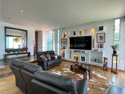 Casa de 5 alcobas en venta en Las Palmas, Medellín · foto 14 de 20