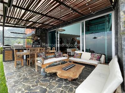 Casa de 5 alcobas en venta en Las Palmas, Medellín · foto 15 de 20