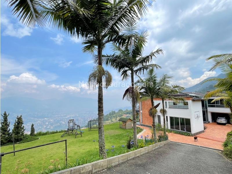 Furnished 5BR House with Jacuzzi in Alto de las Palmas - 7