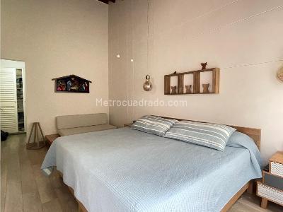 Casa de 3 alcobas en venta en El Tesoro, Medellín, 289 m² · foto 8 de 20