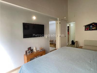 Casa de 3 alcobas en venta en El Tesoro, Medellín, 289 m² · foto 14 de 20