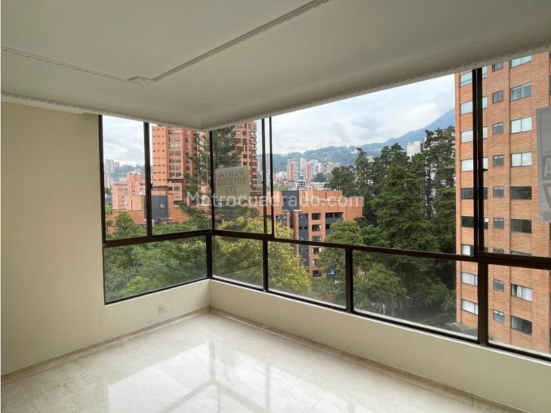 Modern 4BR Apartment in La Tomatera - 5