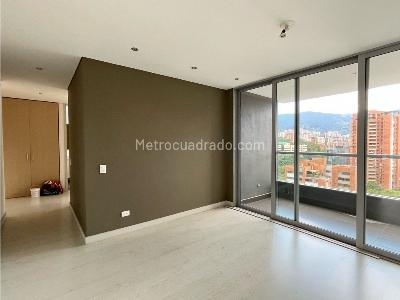 Apartamento de 3 alcobas en arriendo en Santa Maria De Los Angeles, Medellín, 120 m² · foto 2 de 10