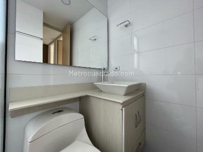 Apartamento de 3 alcobas en arriendo en Santa Maria De Los Angeles, Medellín, 120 m² · foto 9 de 10