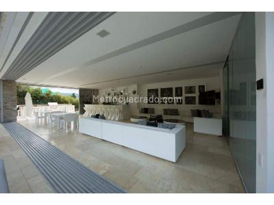 Casa de 5 alcobas en venta en Loma Del Chocho, Medellín · foto 5 de 18