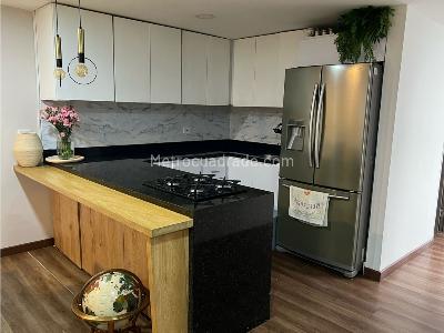 Casa de 2 alcobas en venta en San Lucas, Medellín, 120 m² · foto 2 de 6