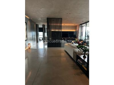 Apartamento de 3 alcobas en venta en Los Balsos, Medellín, 320 m² · foto 4 de 15