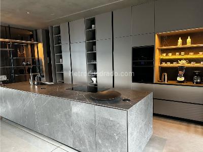 Apartamento de 3 alcobas en venta en Los Balsos, Medellín, 320 m² · foto 7 de 15