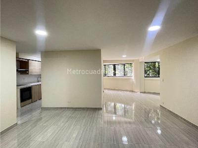 Apartamento en venta en El Poblado, Medellín · foto 3 de 20