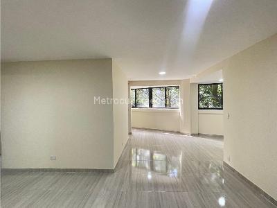 Apartamento en venta en El Poblado, Medellín · foto 4 de 20