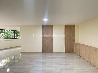 Apartamento en venta en El Poblado, Medellín · foto 9 de 20