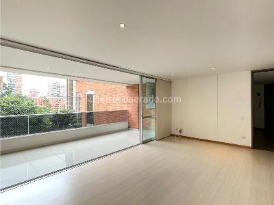 Apartamento de 3 alcobas en venta en Los Parra, Medellín, 128 m² · foto 2 de 17