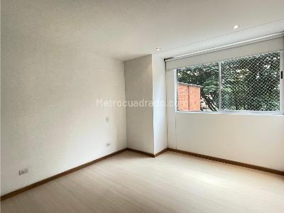 Apartamento de 3 alcobas en venta en Los Parra, Medellín, 128 m² · foto 9 de 17