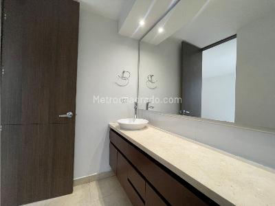 Apartamento de 3 alcobas en venta en Los Parra, Medellín, 128 m² · foto 14 de 17