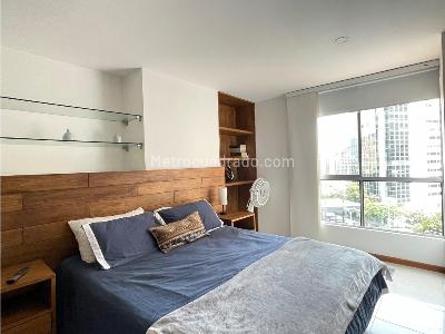 Apartamento de 3 alcobas en arriendo en Castropol, Medellín, 94 m² · foto 5 de 12